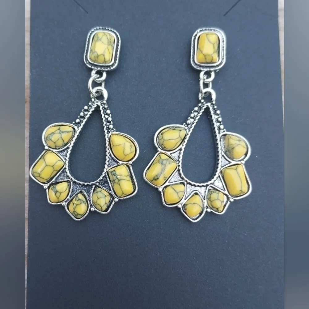 Acrylic CHANDELIER POST “FASHION” EARRINGS